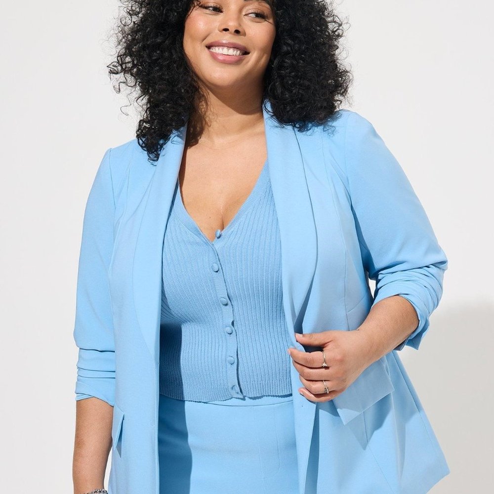 TORRID Soho Studio Refined Crepe Blazer - NWT